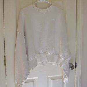 Nike Cream Crewneck Sweatshirt, size M